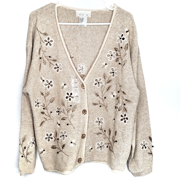 Vintage Sweaters - NWT Vintage GrannyCore Chunky Knit Floral Cardigan